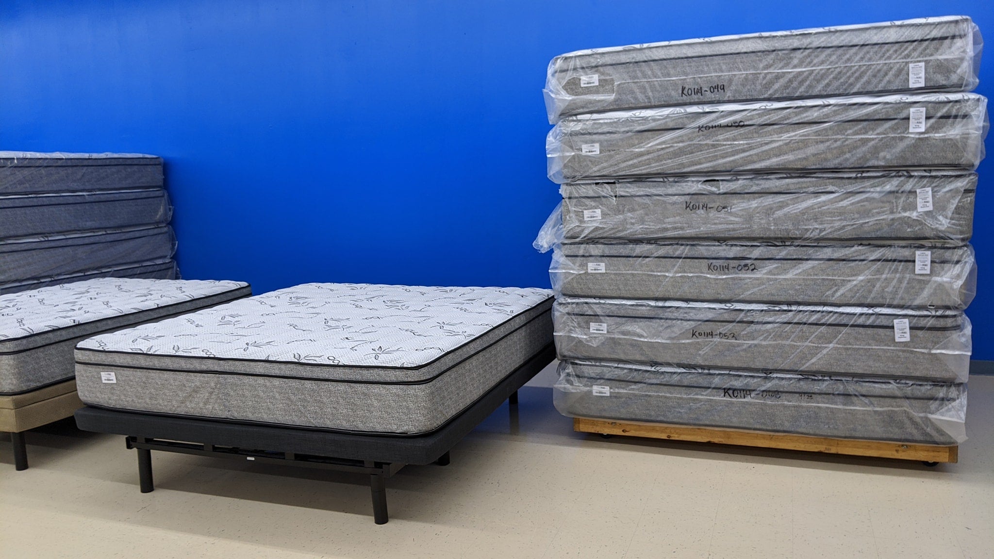 Mattress showroom floor at Mattress Folks in Mauldin South Carolina.