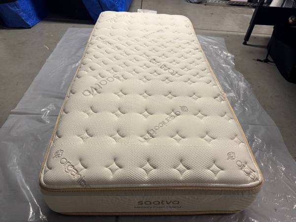 Saatva MEMORY FOAM HYBRID TwinXL Mattress MMP#0501