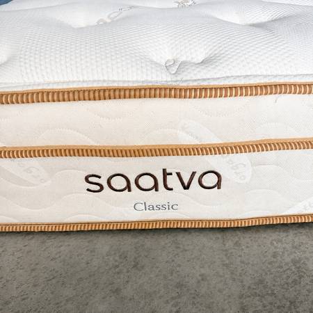 Saatva Classic LUX FIRM (14.5in) TwinXL Mattress #MFW100A